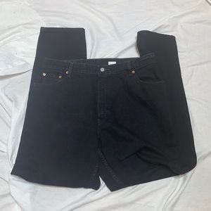 Woman’s Levi’s Style 550